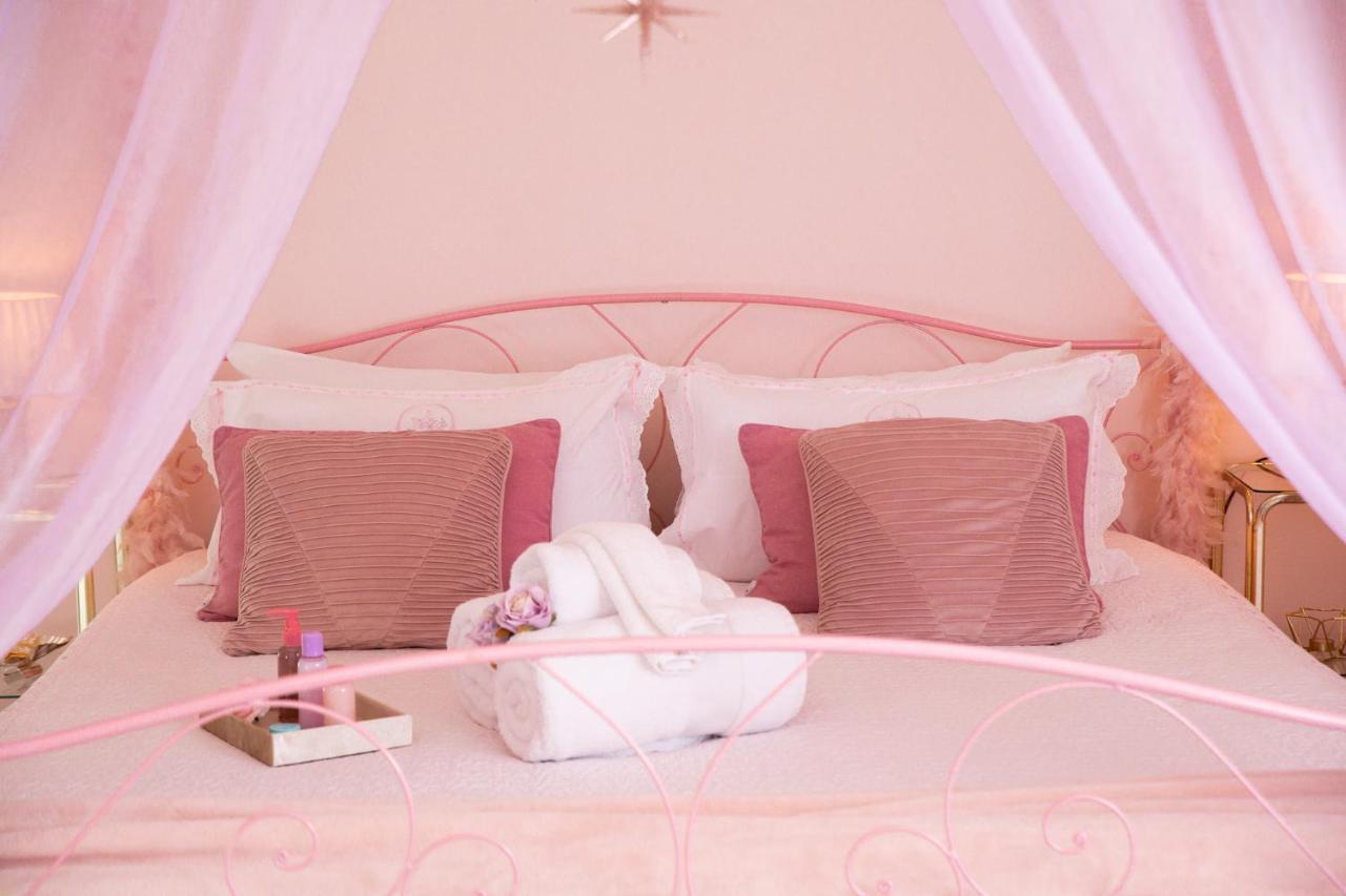 Villetta Tinmar Barbie House Verona Bagian luar foto