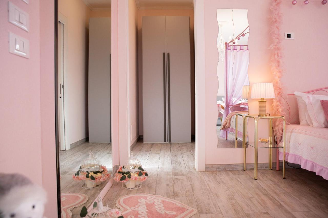 Villetta Tinmar Barbie House Verona Bagian luar foto